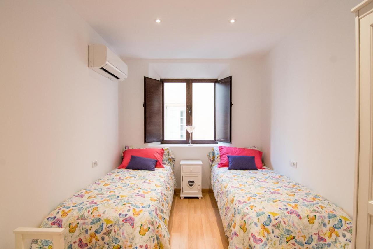 Tuguest Alhondiga Apartment Гранада Екстериор снимка