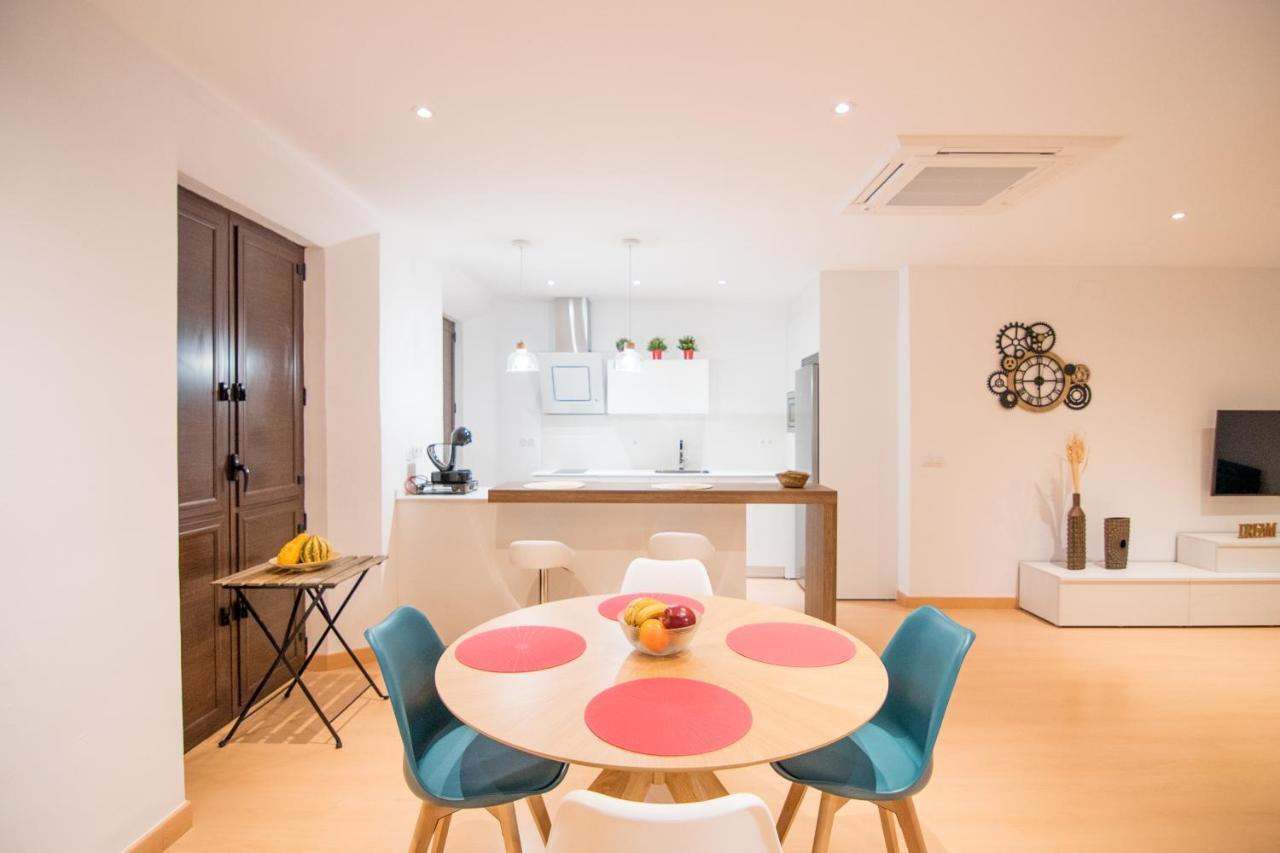 Tuguest Alhondiga Apartment Гранада Екстериор снимка