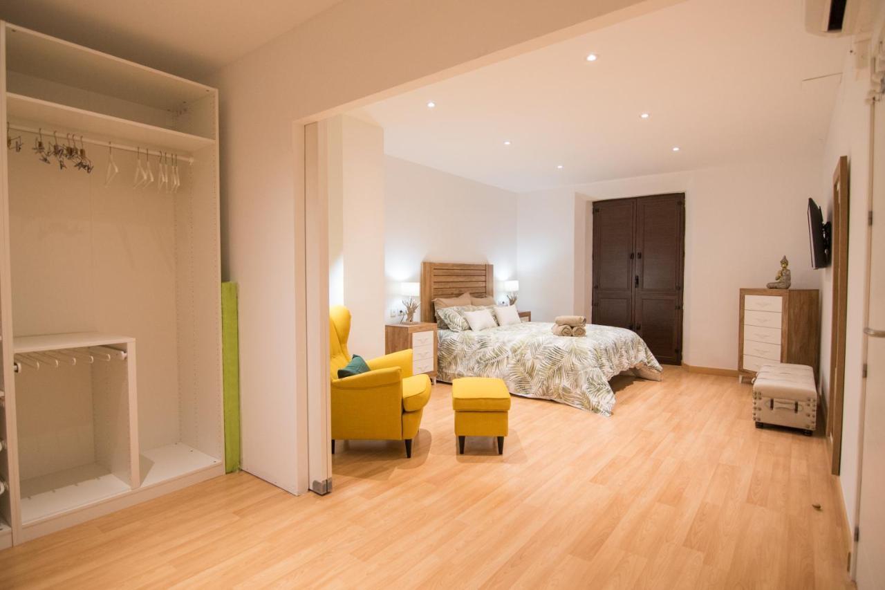 Tuguest Alhondiga Apartment Гранада Екстериор снимка